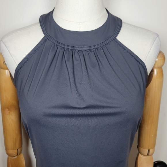 Athleta Gray 1/4 Zip Sleeveless Tank Top Size Small - Picture 3 of 10